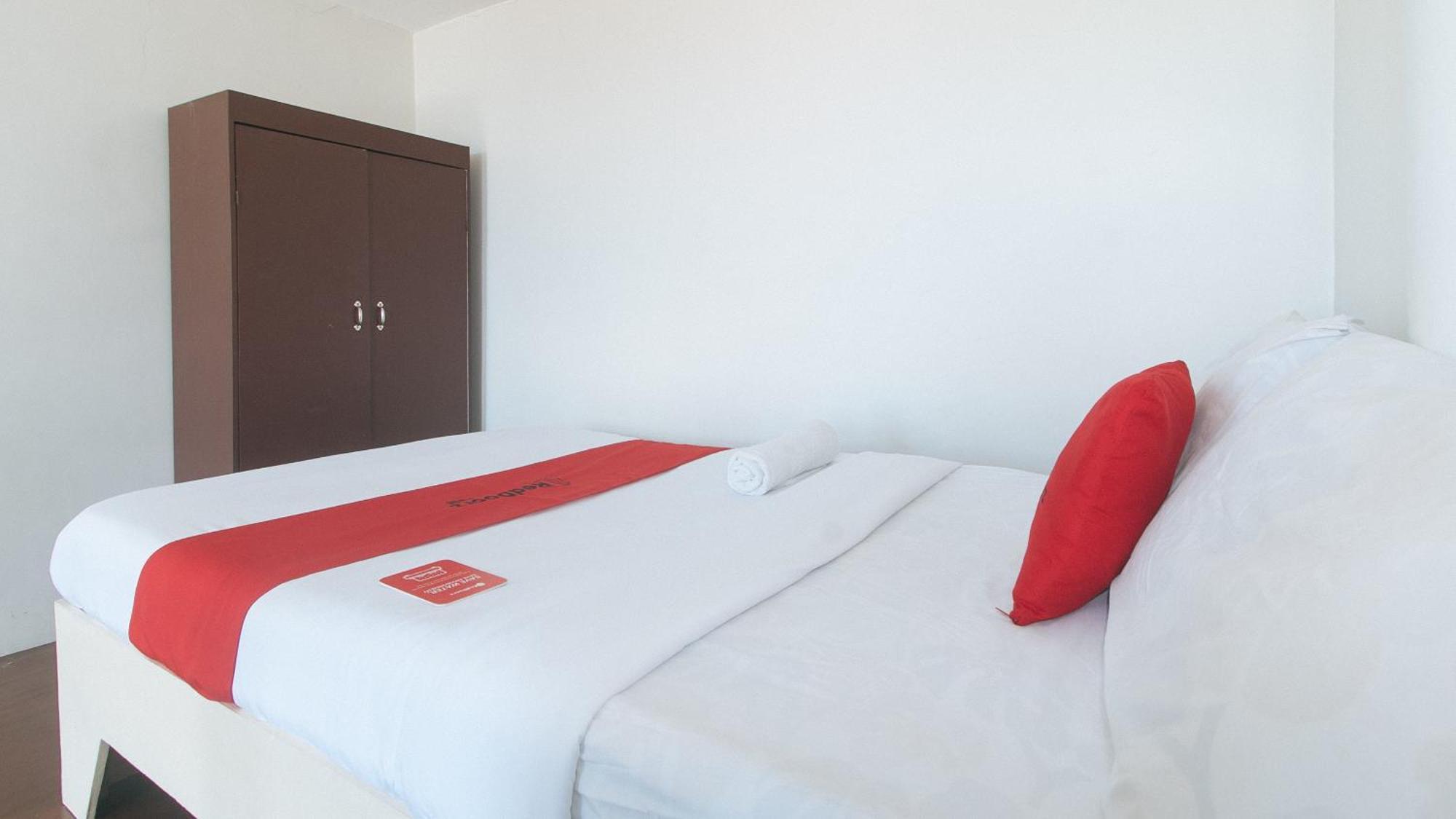 Reddoorz At Goldentown Hotel Davao City エクステリア 写真
