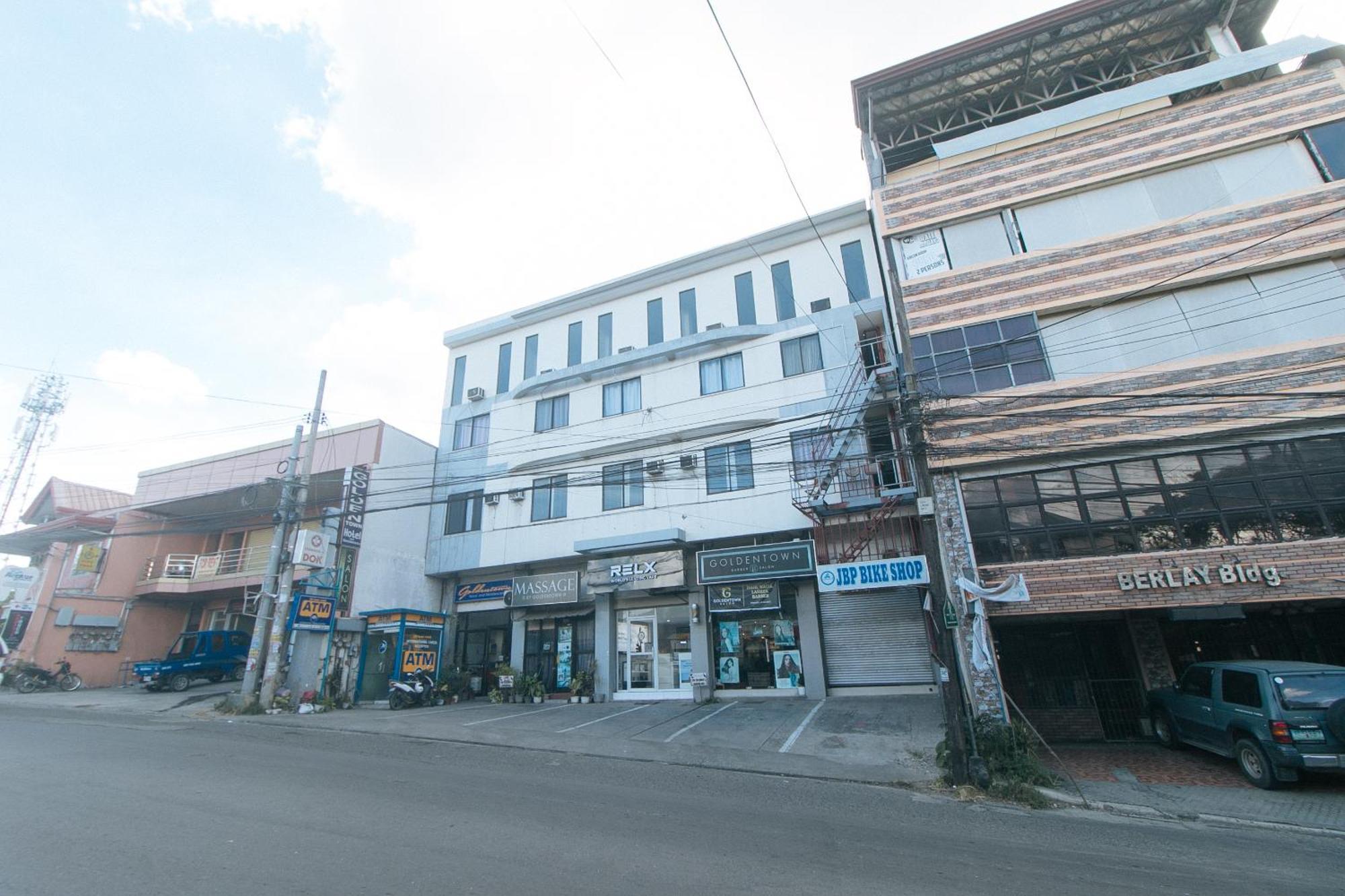 Reddoorz At Goldentown Hotel Davao City エクステリア 写真